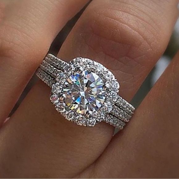 ✨💍 Gorgeous 925 Sterling Silver Triple Band Ring - Picture 1 of 5